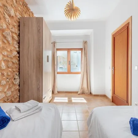 Mit Privatpool Fuer 6 Personen Ca 250 Qm In Felanitx, Mallorca Suedostkueste Von Mallorca Holiday home *